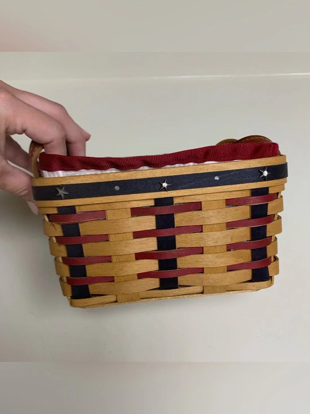 Longaberger PROUDLY AMERICAN MEDIUM BERRY BASKET Old Glory Liner Protector